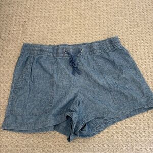 Light and comfy shorts
